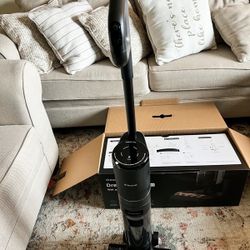 Dreametech H12 PRO Wet Dry Vacuum Cleaner