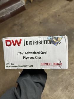 7/16" Galvanized Steel Plywood Clips Qty. 250