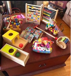 Kids Lovevery Montessori toys 10.00 each one