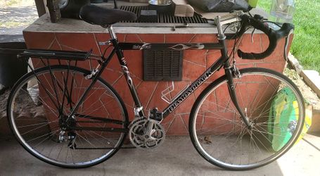 Diamondback Interval road bike