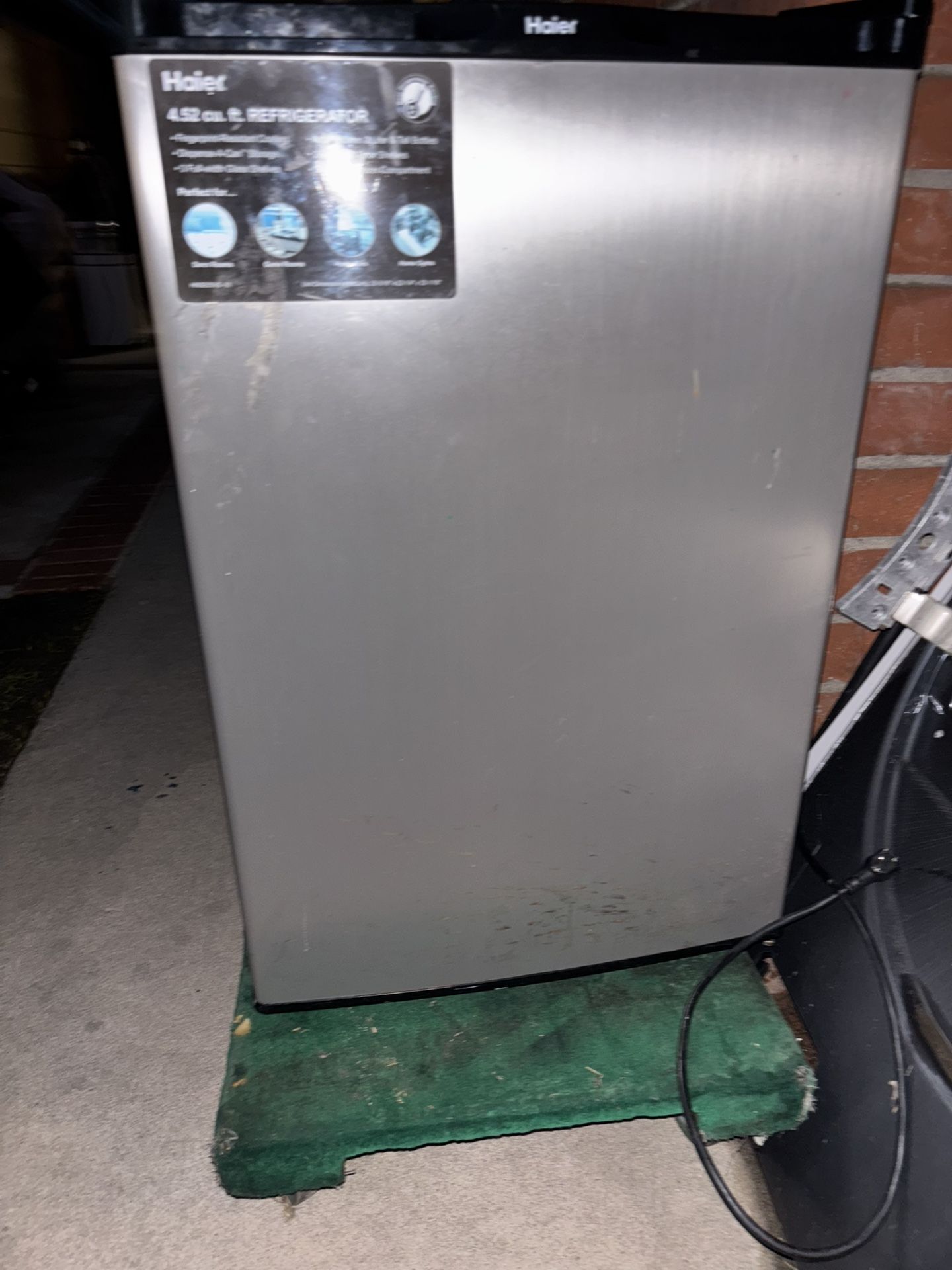 Mini Fridge