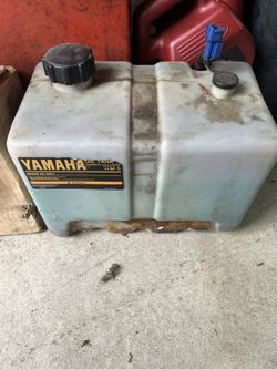 Yamaha Outboard Oil Injection Tank