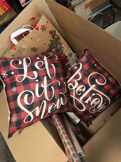 Free 🎉 Christmas Tree, Decorations, Gift Wrap