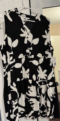 Women’s dress