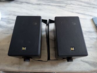 Dual LU40PB 3-Way Indoor/Outdoor Speakers w/ Brackets (Pair)