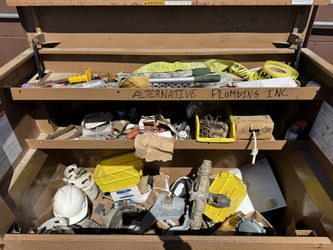 Plumbing Parts And Tools 