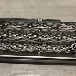 Land Rover L322 Front Grill 2010-2012