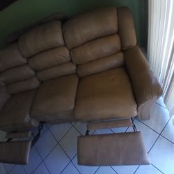 SOFA GENUINE LEATHER. 