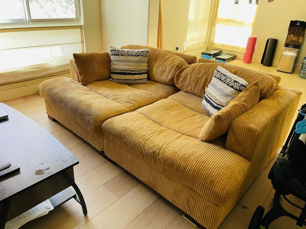 Stoneville 83.85 Wide Modern upholstered Square Armrests Sofa & Chaise With Solid Wood Leg