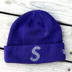 Supreme Swarovski New era Beanie