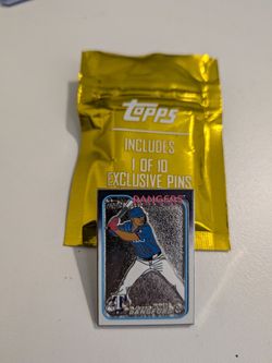 2024 Wyatt Langford Topps Exclusive Collectors Pin