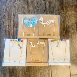 Cake toppers