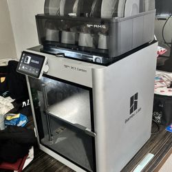 Bambu Labs X1C AND AMS COMBO