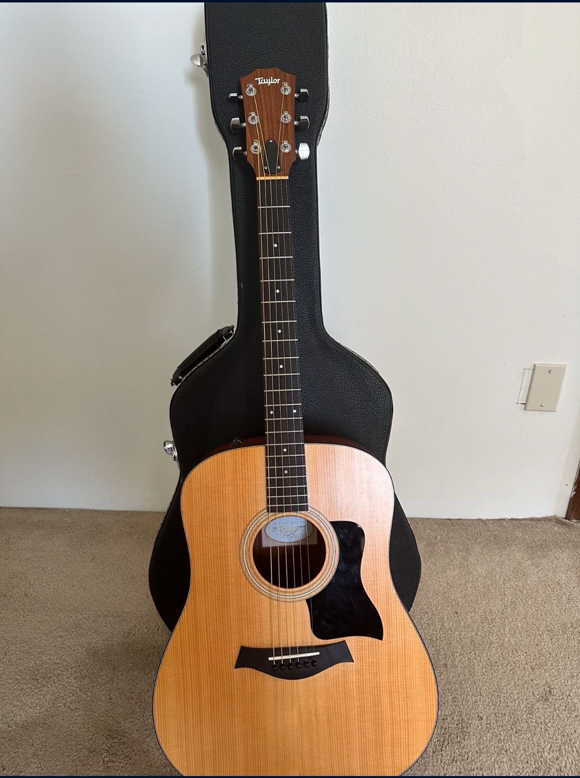 Taylor 110e Acoustic Guitar With Case