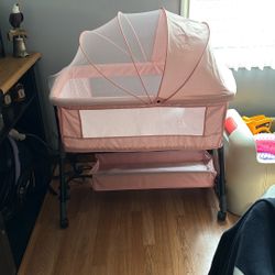 bedside bassinet 