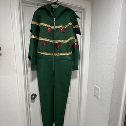One Piece Christmas tree Outfit 