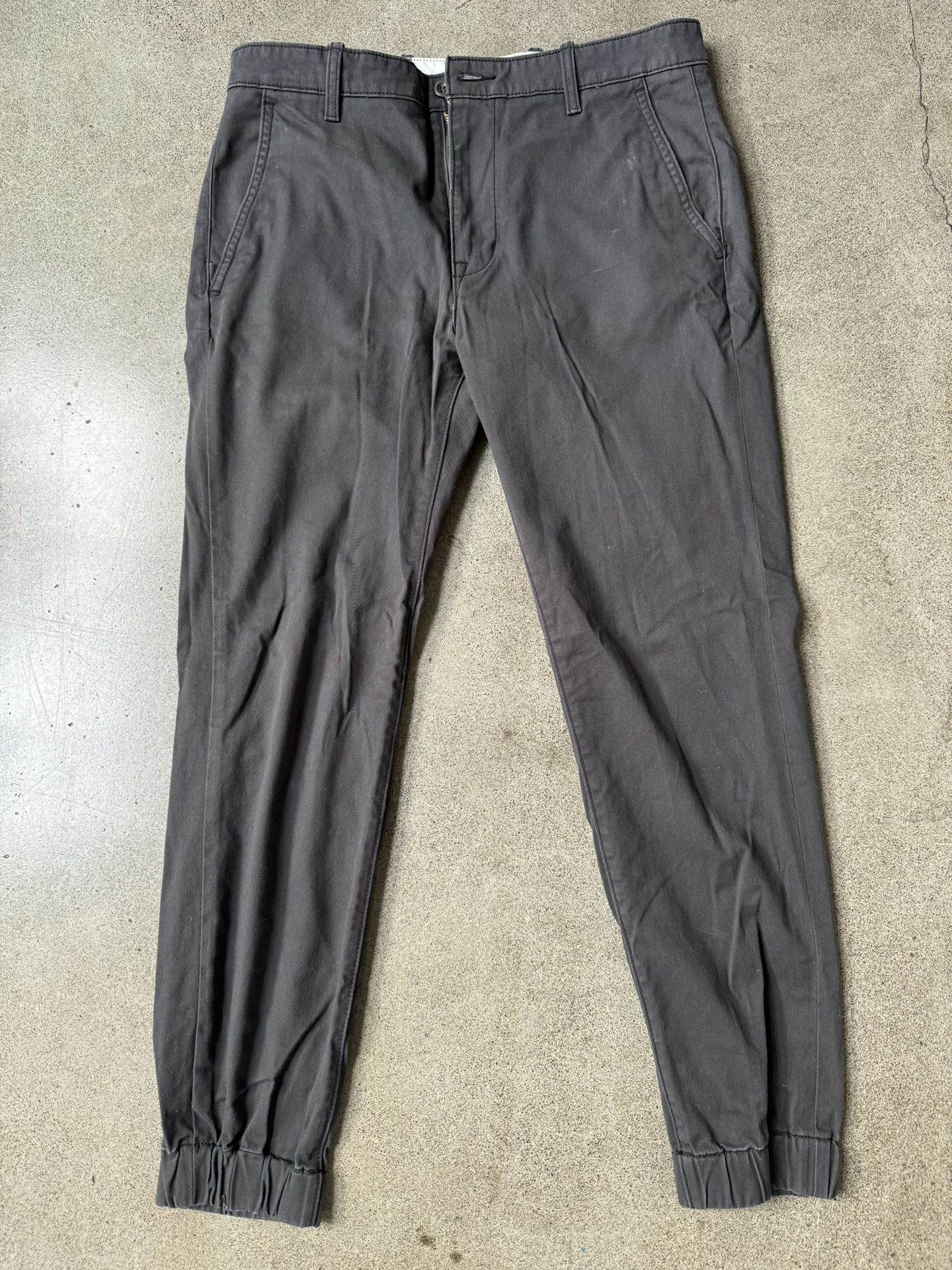 Levi Joggers Pants Men’s 33