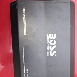 CAR AMPLIFIER 