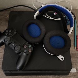PS4 ~  Headphones Pros and 2 Remote Controls