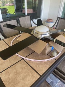 Free ceiling fan