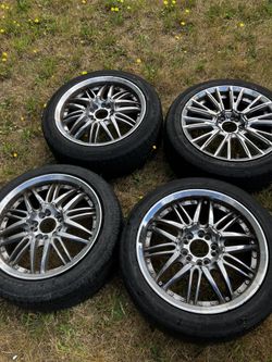 Set of 4 Tires with crome rims.