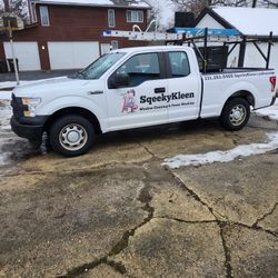 Sqeekykleen Windows & Power Washing