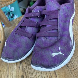 Puma Sneakers