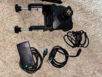 Moza Racing - R5 Direct Drive Sim Racing Bundle with 5.5Nm of force for Windows (Pedals & Wheelbase only) - Black