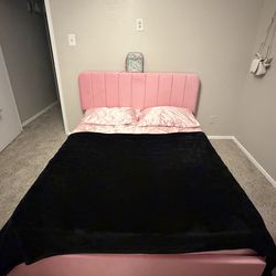 Queen size bed