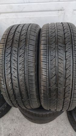 Par de llantas año 2025 bridgestone  turanza LS 100  runflat 225/40/r/19 93H 95% de vida