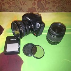 Canon Zoom Lens EF 20-35mm 1: 3.5-4.5 Ultrasonic 