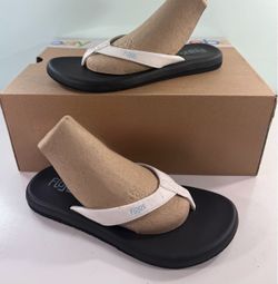 FLOJOS WOMEN'S FLIP FLOP - WhiteBlack