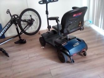 Mobility scooter