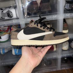 Jordan 1 Retro Low OG SP 'Travis Scott Mocha'