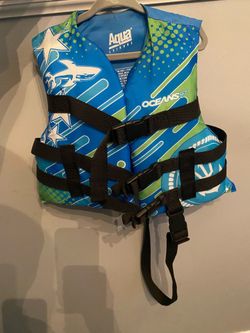 Like New- Aqua Leisure Child Oceans7 Nylon Life Vest