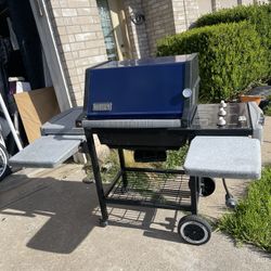 Grill With Tank 