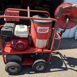 Hotsy Diesel Steam Cleaner