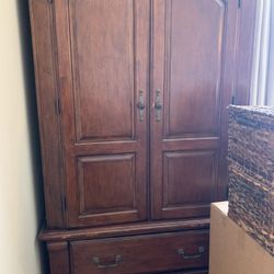 Wardrobe Armoire