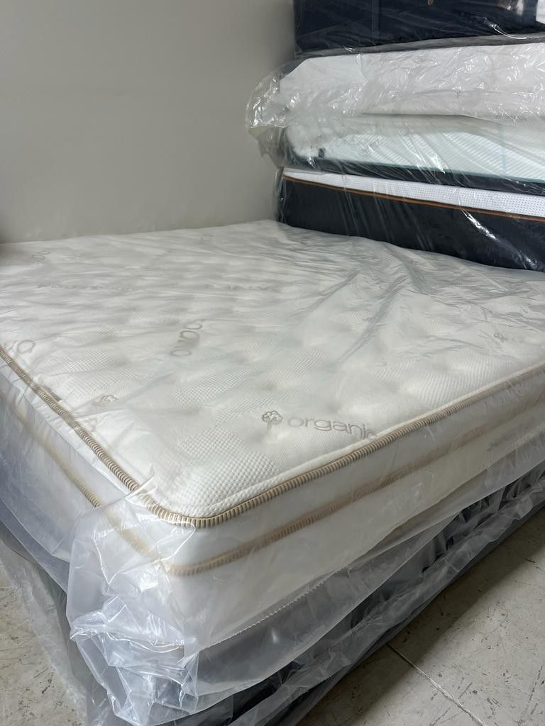 🔥NEW King Mattress Saatva Classic🔥 Outlet