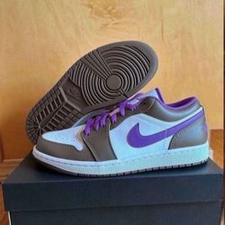 Air Jordan 1 Low Purple Mocha Palomino Wild Berry White 553558-215 Men's Size 9 Brand New