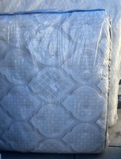 Matress Flash Sale All sizes and Brands- Free Box Spring!!!