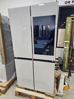 Brand new Samsung Bespoke Flex Refrigerator Family Hub