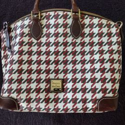 DOONEY & BOURKE 