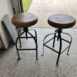 Set Of 4 Wood And Metal Bar Stools