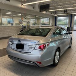 2013 Hyundai Sonata Hybrid