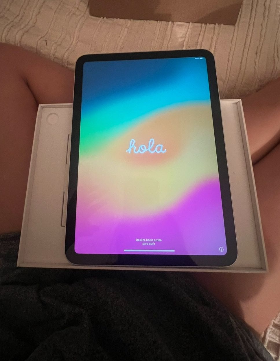 NEW Ipad! Come With Extra Screen Protector And Case!