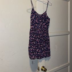 Used Women’s Forever 21 Dress Size Medium