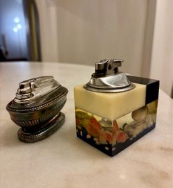 2 Vintage Table Lighter