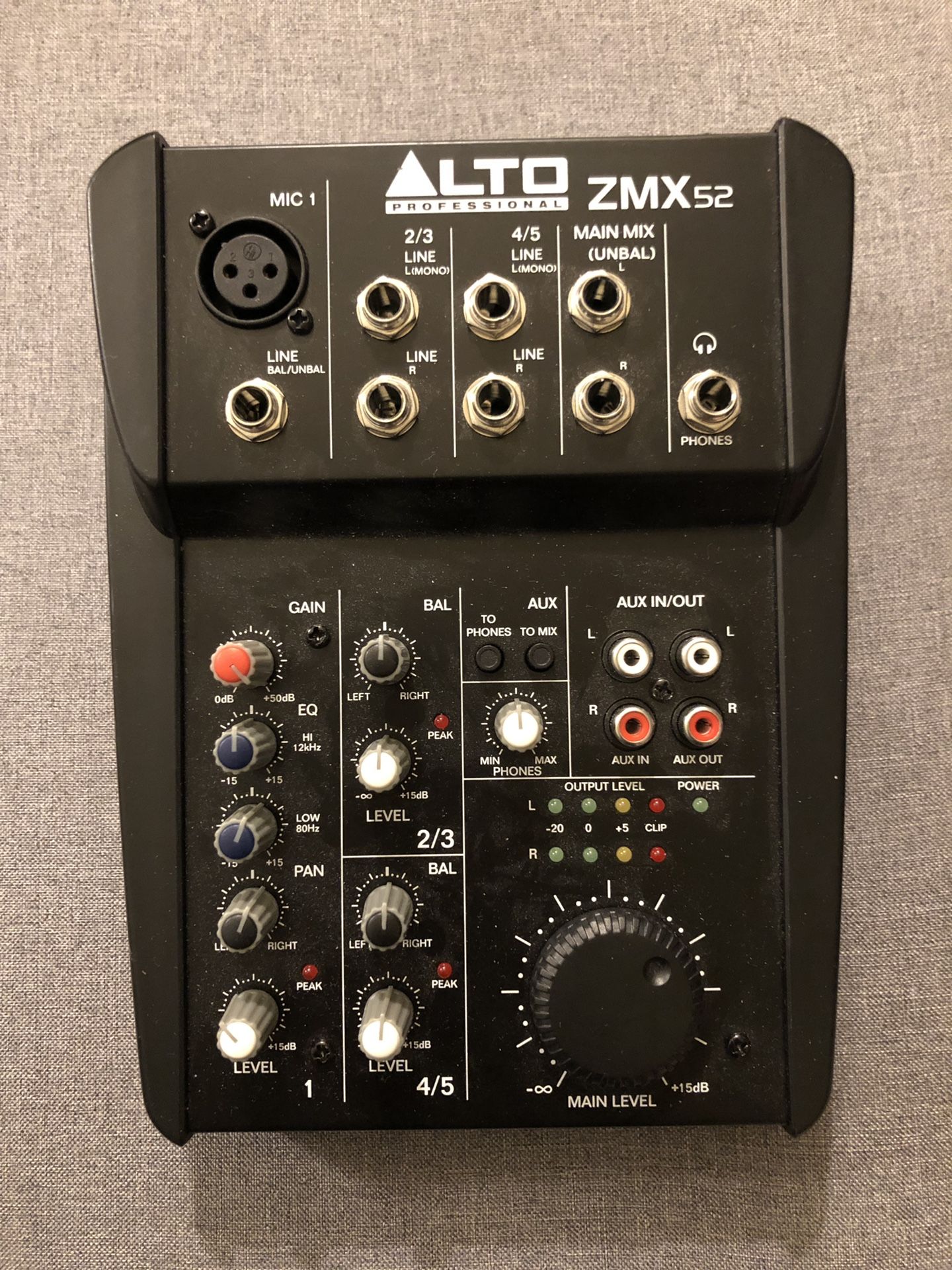 Alto ZMX52 5 channel mixer