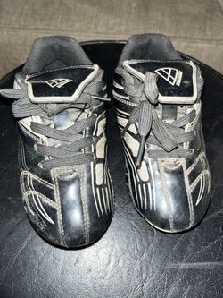 Toddler Cleats Size 9.5